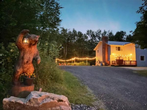 DoubleDen Hot Tub Entire House Great Location Killington
